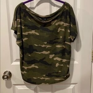 Express Waffle Camo Flirty Top EUC